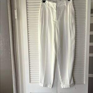 Zara White Capris Relaxed Fit Pants